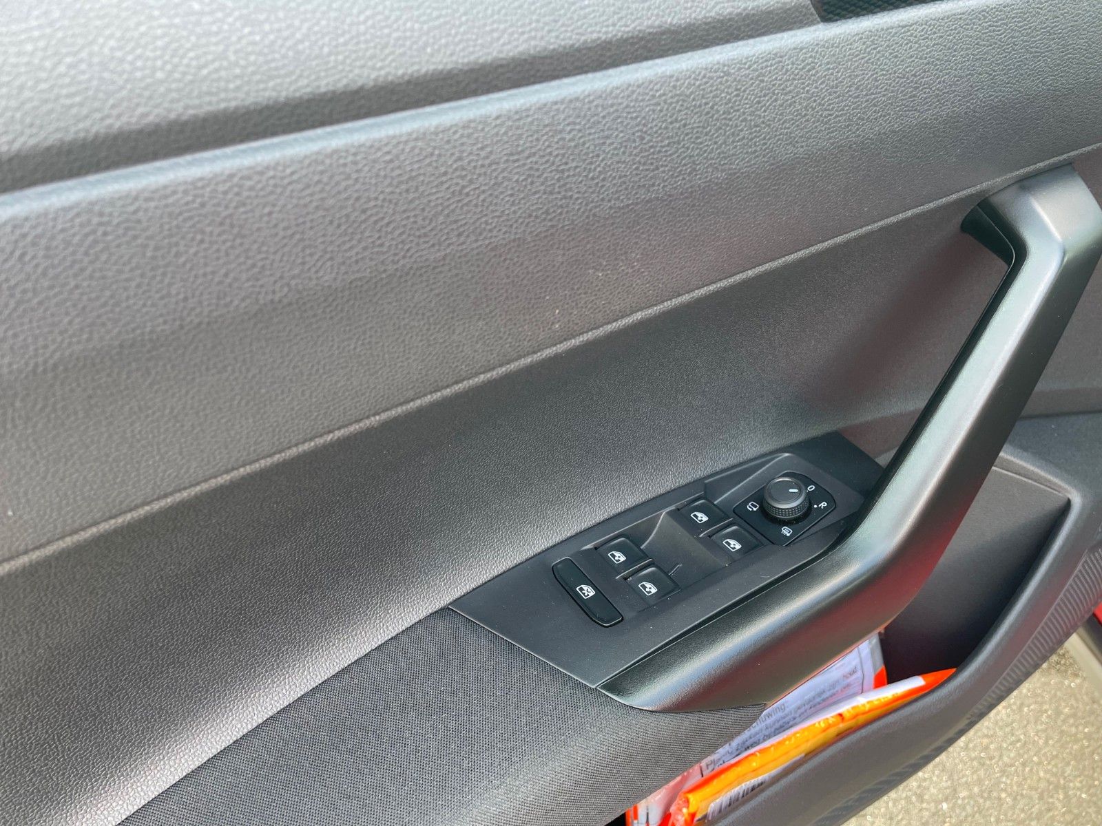 Volkswagen Taigo Life - Samsaru's Car Outlet