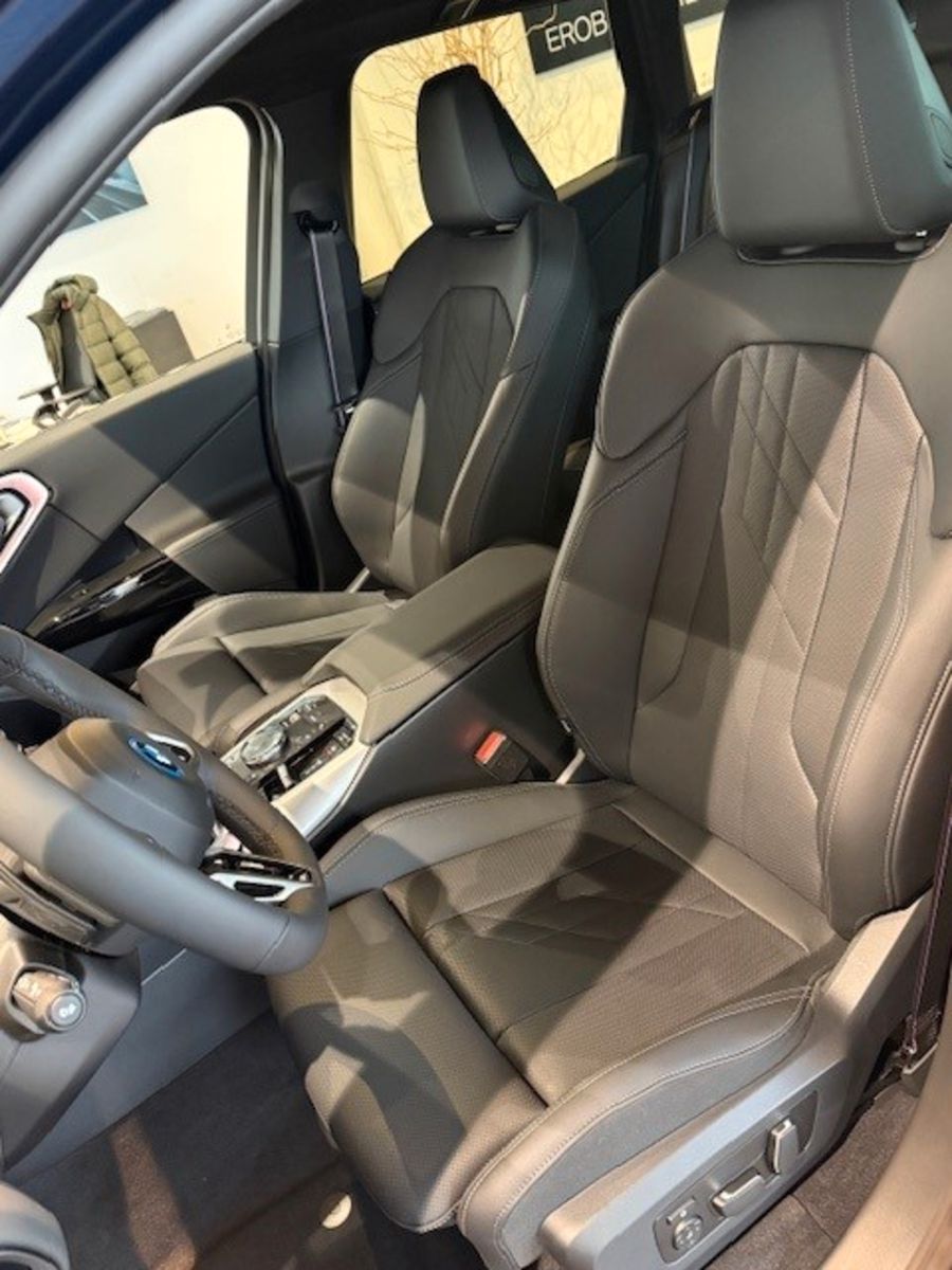 BMW X3 xDrive30e AT Navi Tempom.aktiv Bluetooth PDC