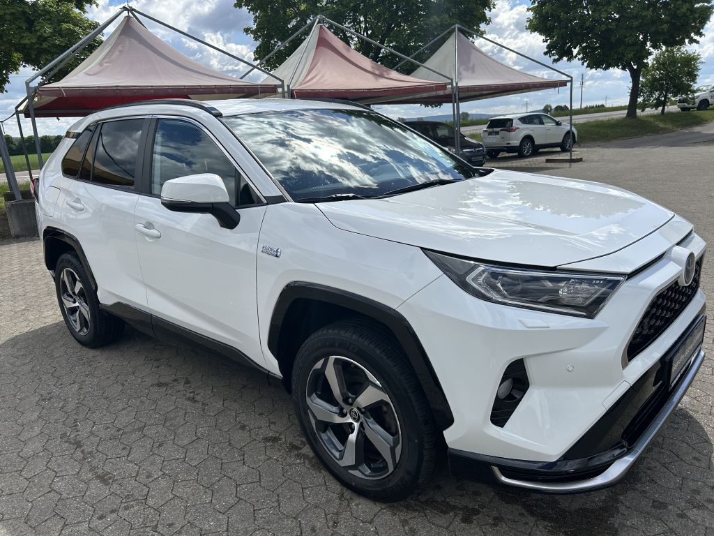Toyota RAV 4 Plug-in-Hybrid - Samsaru's Car Outlet