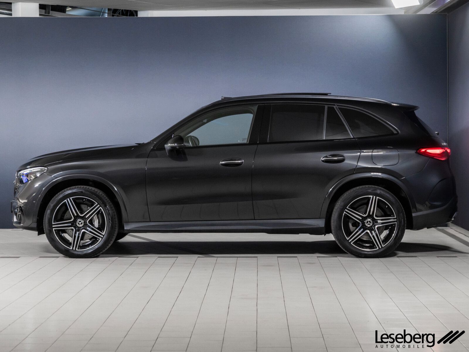 Mercedes-Benz GLC 300 de 4M AMG DIG.LIGHT /Pano/AHK/Distronic/