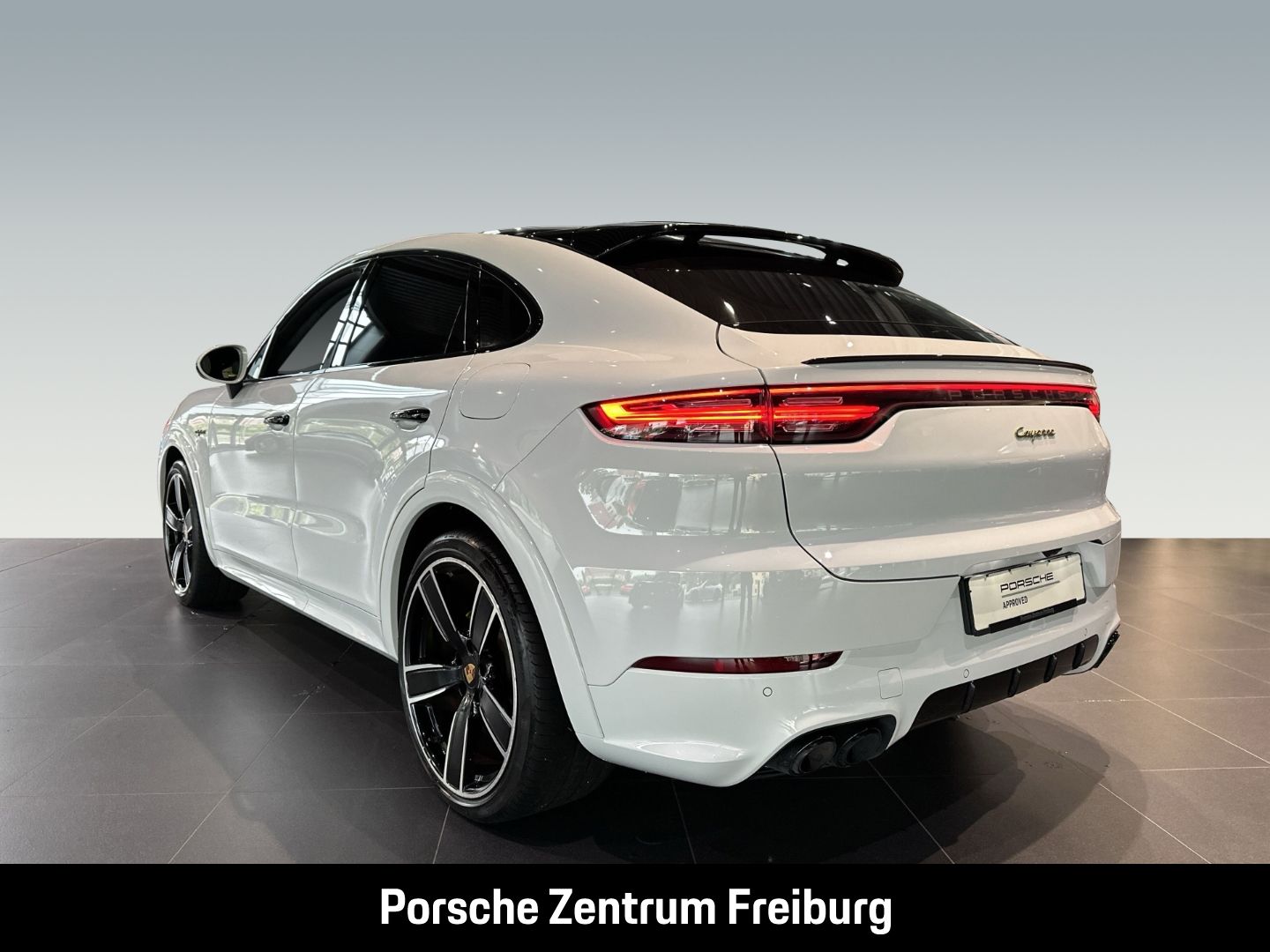 Porsche Cayenne E-Hybrid Coupe Platinum Edition Head-Up