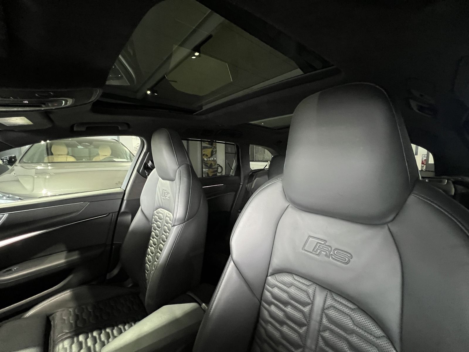 Audi RS6 UPE189k INDIVIDUAL Carbon B&O Dynamik+ Laser