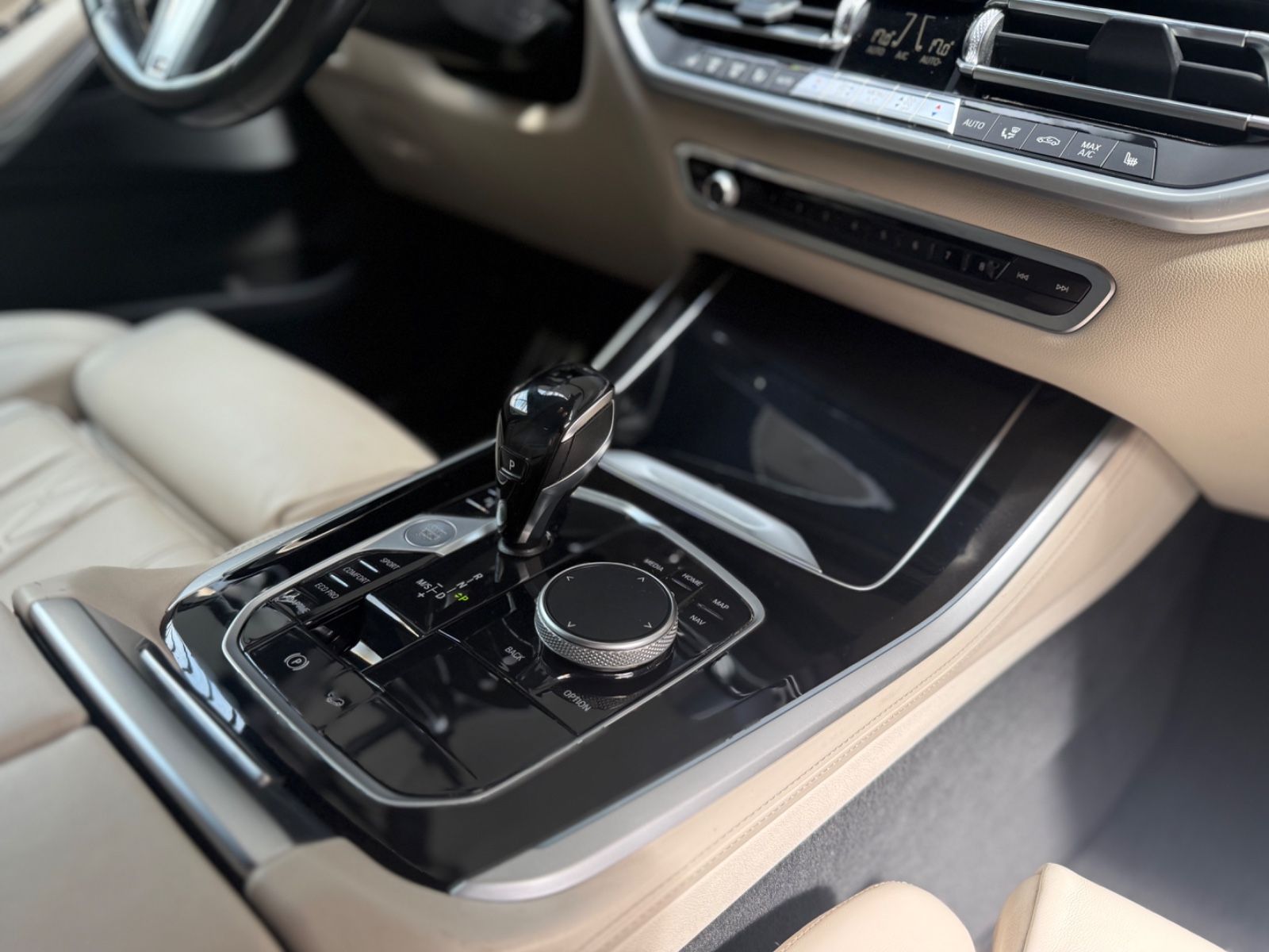 BMW X5 xDrive 30 d M Sport*LASER*HUD*BMW SH*SHADOW*