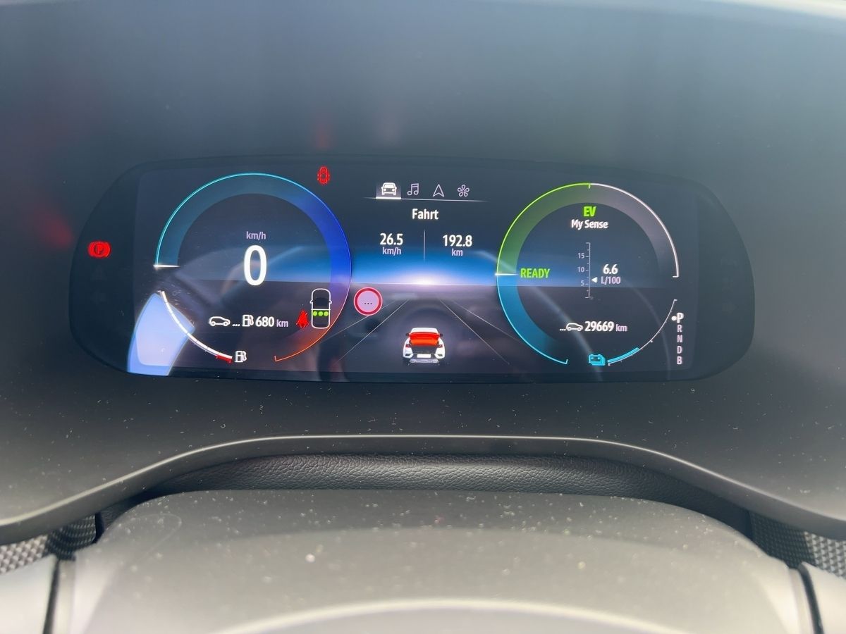 Renault Arkana 1.6 E-TECH INTENS - Samsaru's Car Outlet