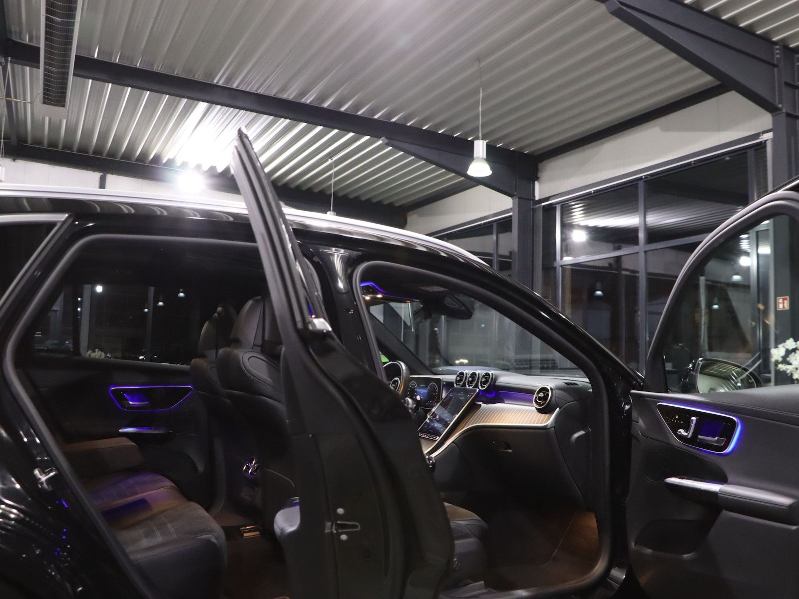 Mercedes-Benz GLC 300 de 4M AMG-LINE / PANORAMA / LASER / TOP