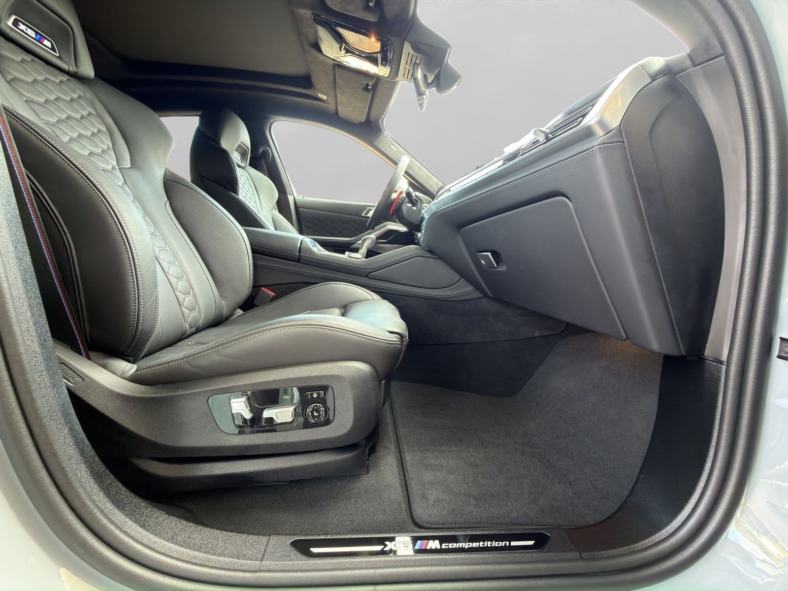 BMW X6 M Competition ab 1,99% eff. / 1.000,- Zubehör