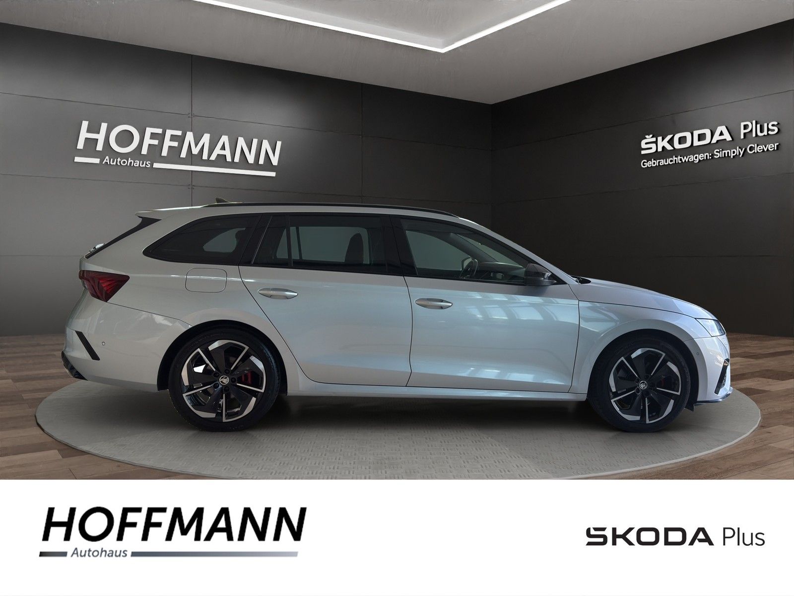 Skoda Octavia Combi 2.0 TDI RS - Samsaru's Car Outlet