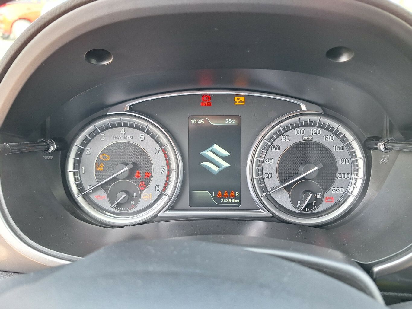 Suzuki Vitara 1.4 Mild-Hybrid Comfort - Samsaru's Car Outlet
