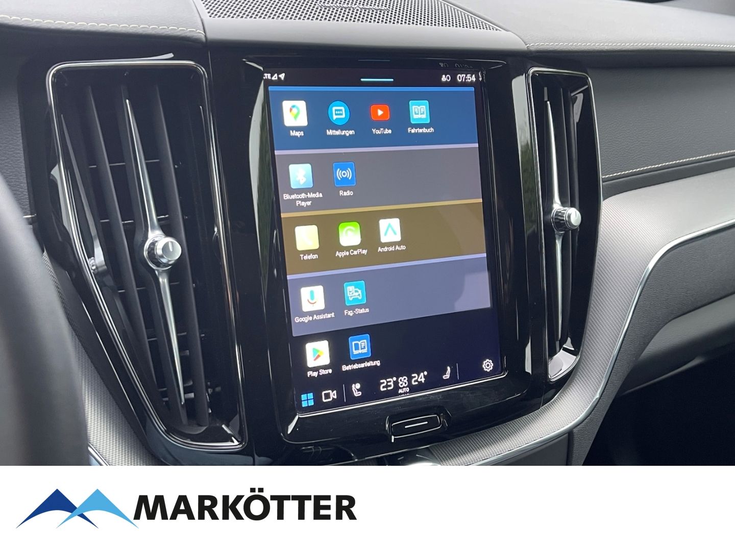 Volvo XC60 T6 AWD Recharge R Design - Samsaru's Car Outlet