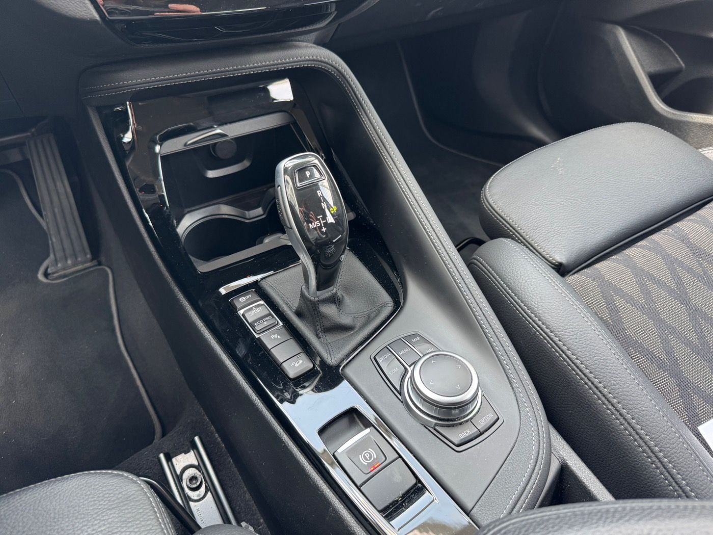 BMW X1 xDrive18d Aut. xLine - Samsaru's Car Outlet