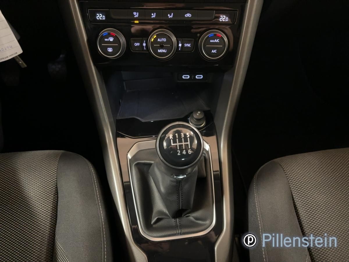 Volkswagen T-Roc STYLE 1.0 TSI - Samsaru's Car Outlet
