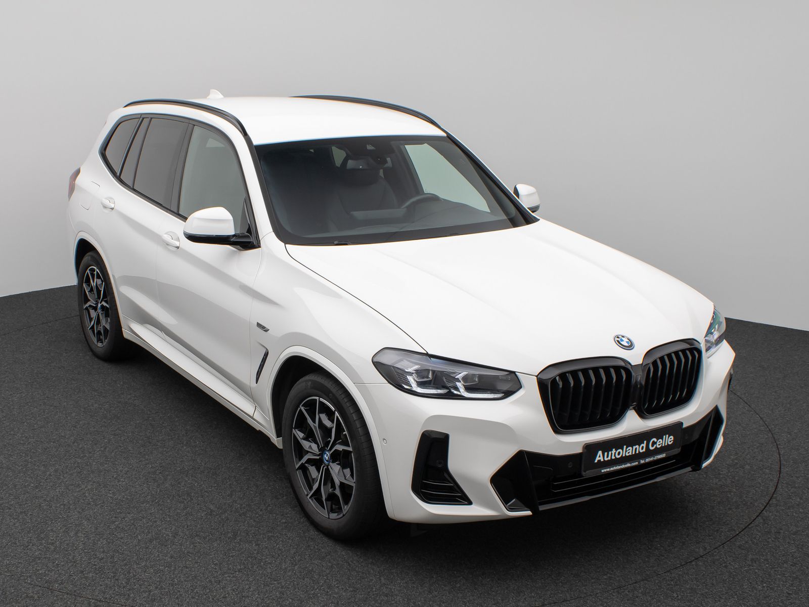 BMW X3 xD30e M Sport - Samsaru's Car Outlet