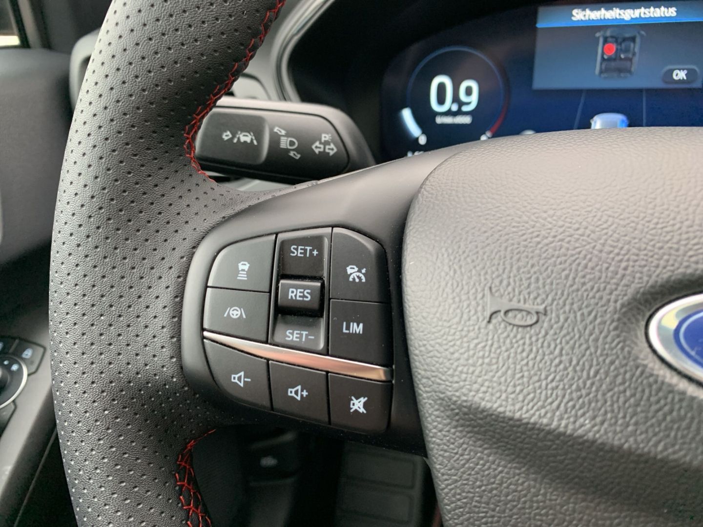 Ford Focus Turnier ST-Line X Panorama Navi Digitales