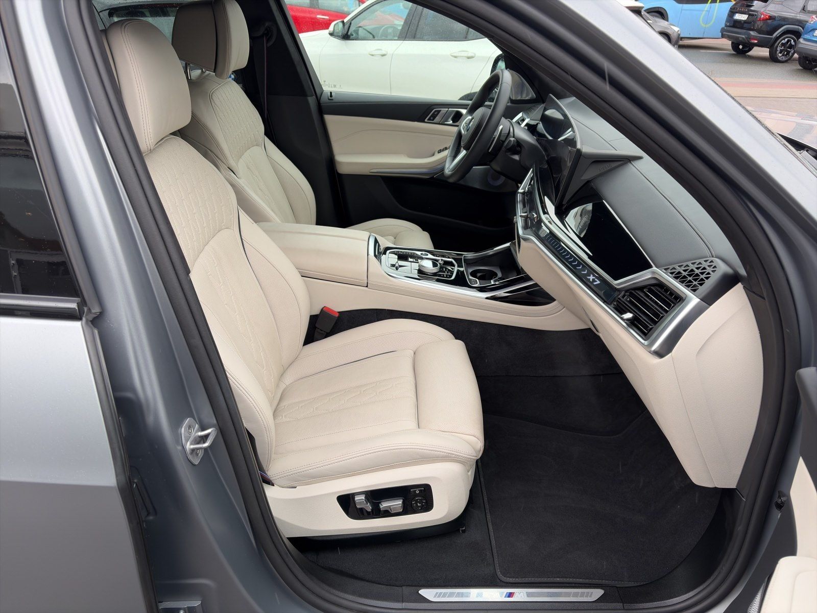BMW X7 xDrive40d | M Sport Pro| Frozengrey| UPE 149.