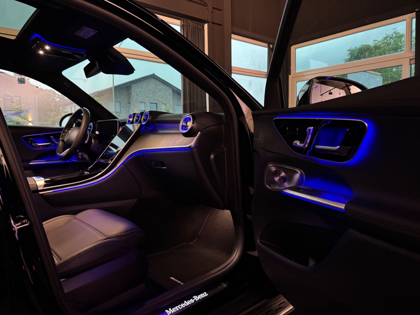 Mercedes-Benz GLC 400/ 4Matic / AMG / BURMESTER/ PANO e 4Matic