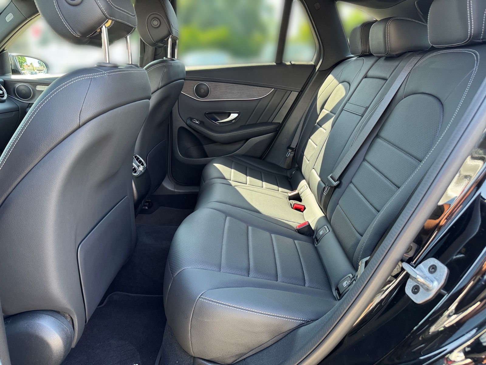 Mercedes-Benz GLC 400d 4Matic AMG-Line - Samsaru's Car Outlet