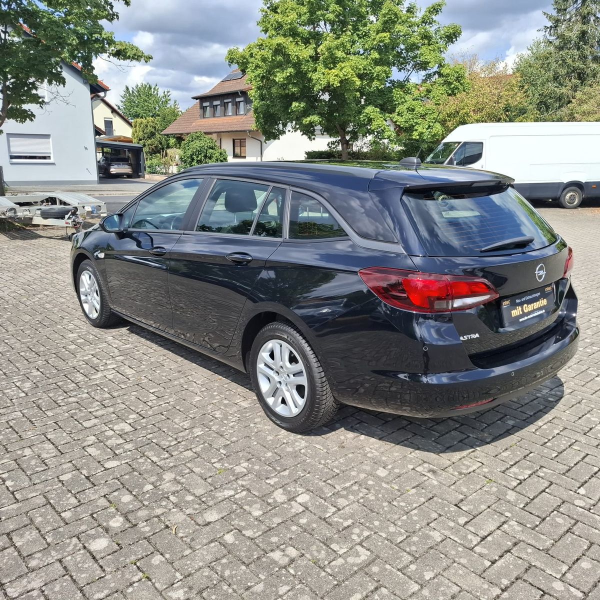 Opel Astra K 1.4 Turbo Sports Tourer Edition - Samsaru's Car Outlet