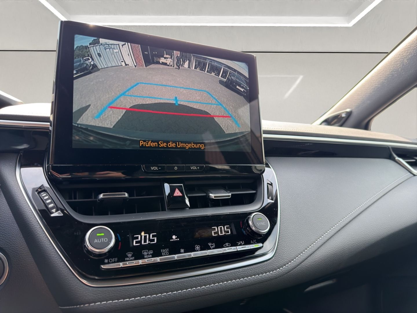Toyota Corolla Touring Sports Hybrid Lounge 18''ALU+MAT