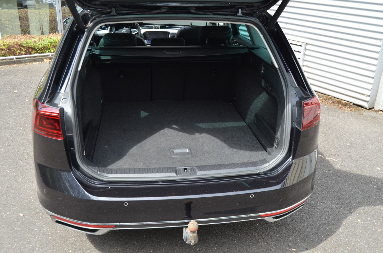 Volkswagen Passat Variant Elegance*IQ-Light*Pano*R-Kamera*