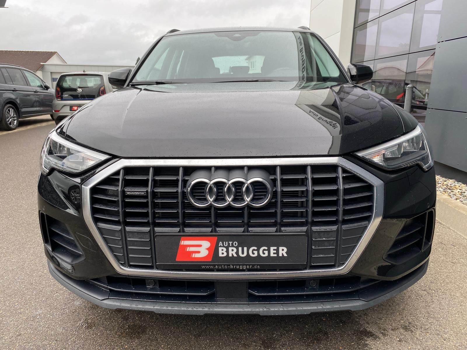 Audi Q3 40 TFSI quattro S-tronic - Samsaru's Car Outlet