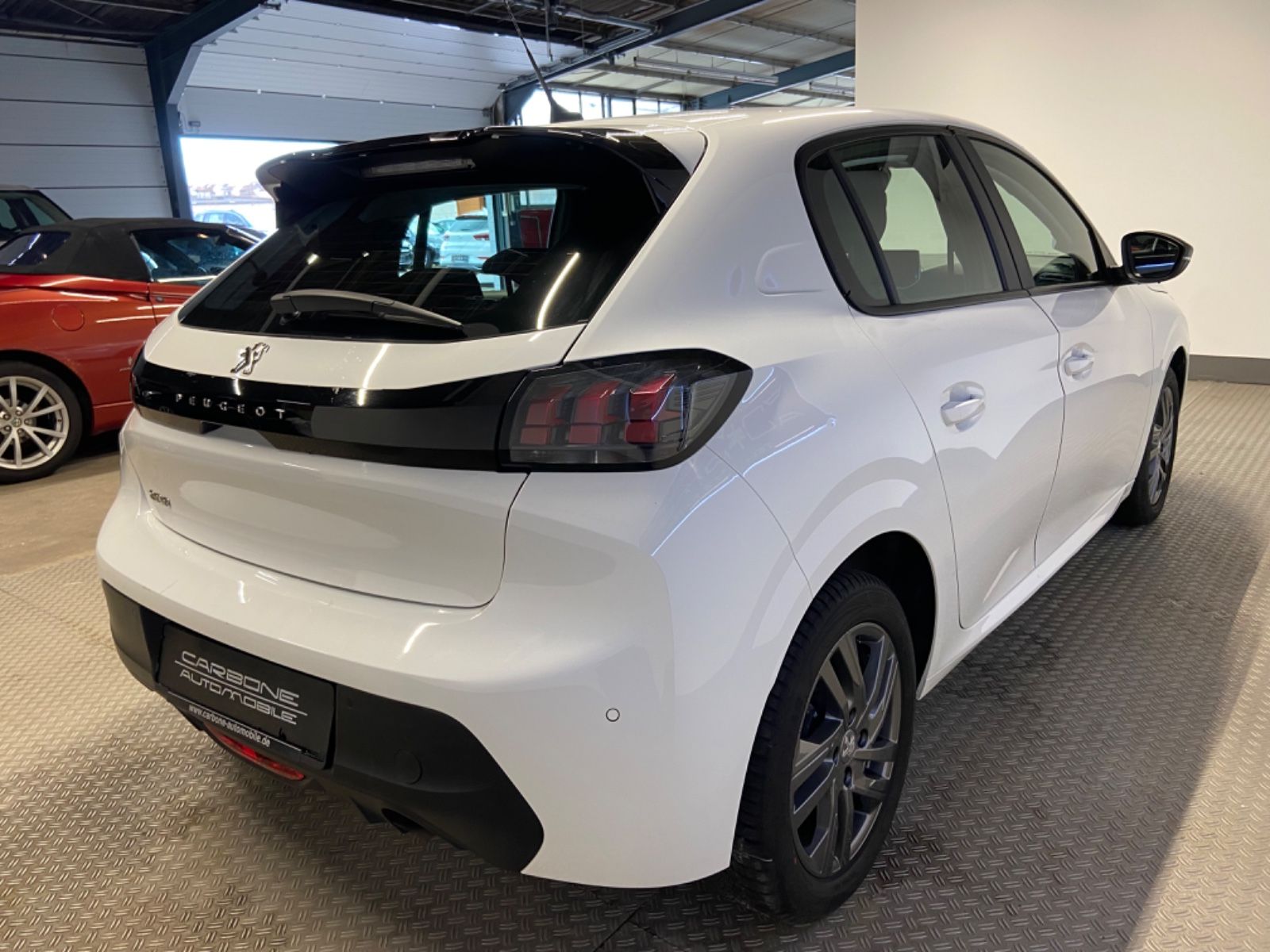 Peugeot 208 Active Pack - Samsaru's Car Outlet
