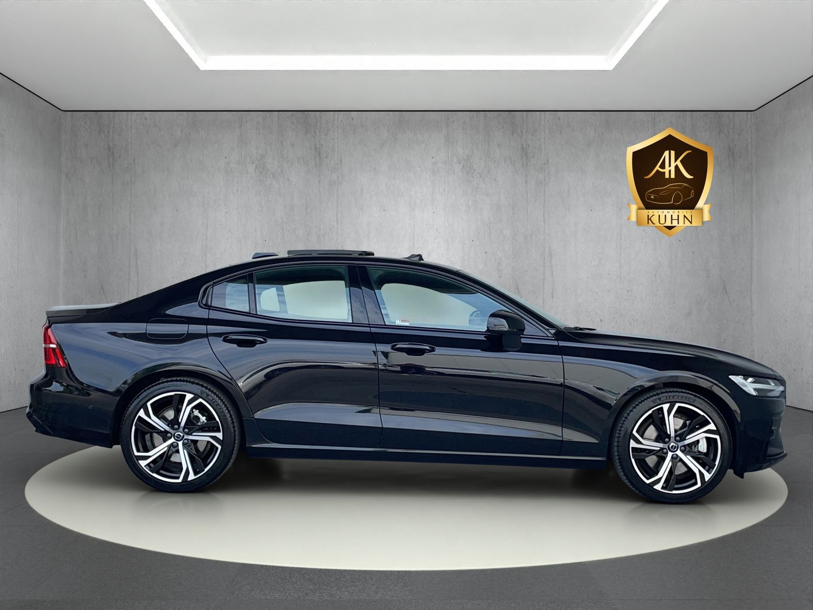 Volvo S60 ULTIMATE DARK*AWD*360° KAMERA*LED*HARMAN*