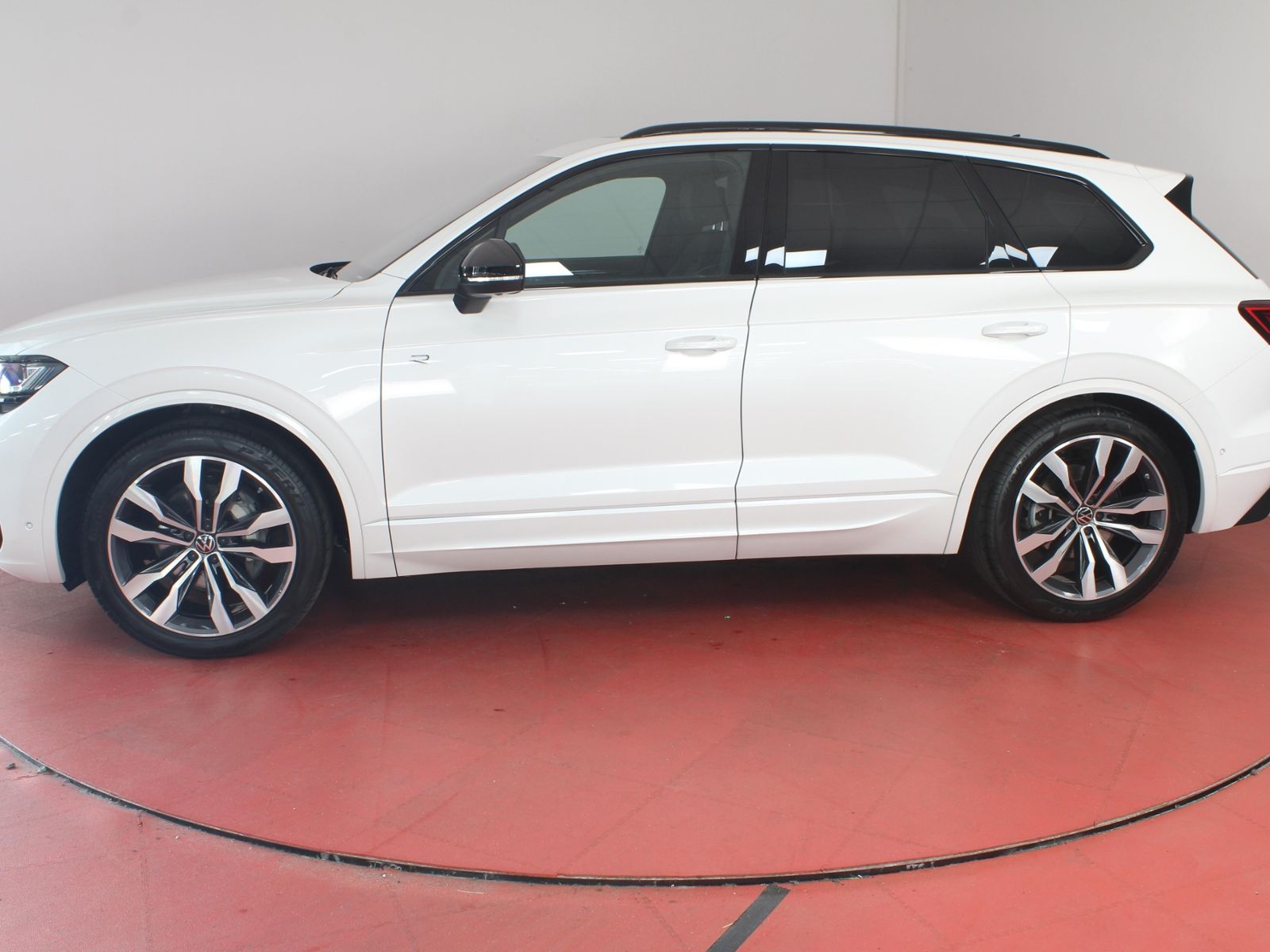 Volkswagen Touareg R-Line Black Style 3.0TDI 498,-ohne Anza