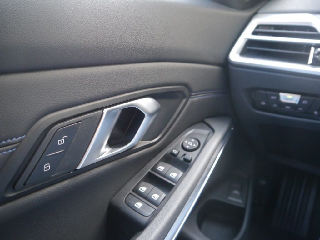 BMW 318d tour. M Sport A. +PANODACH+adLED+HIFI+DAB+