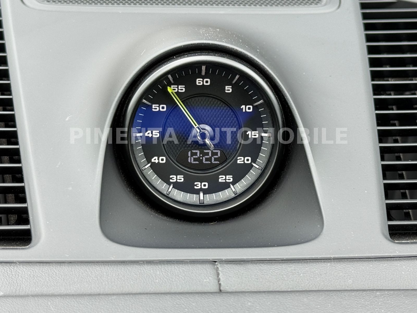 Porsche Cayenne E-Hybrid BLACK 22" APPROVED AHK LUFT PAN