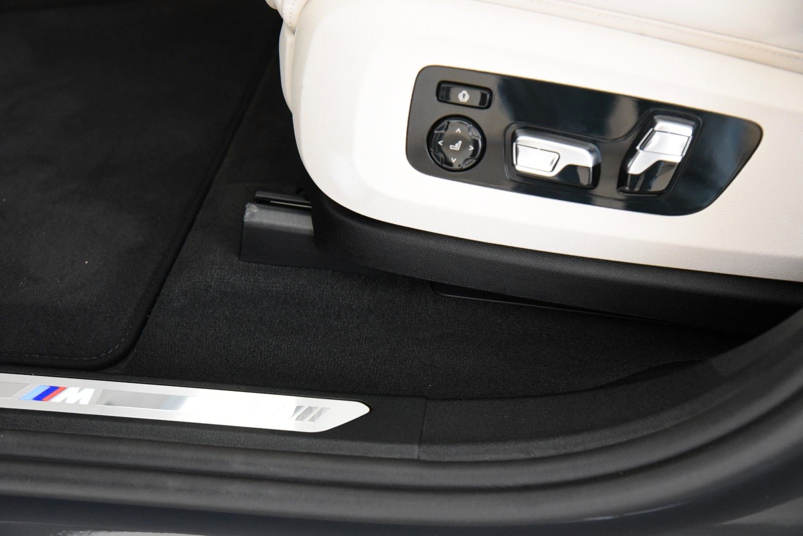 BMW X6 xDrive30d M Sport Pro DriveAssProf Pano 360°