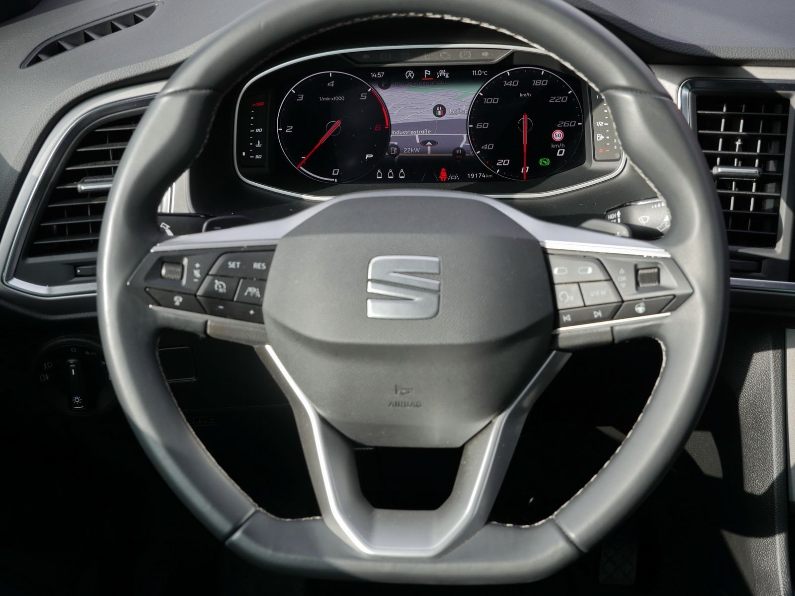 Seat Ateca Xperience 2.0 TDI LED*AHK*ACC*AppConnect
