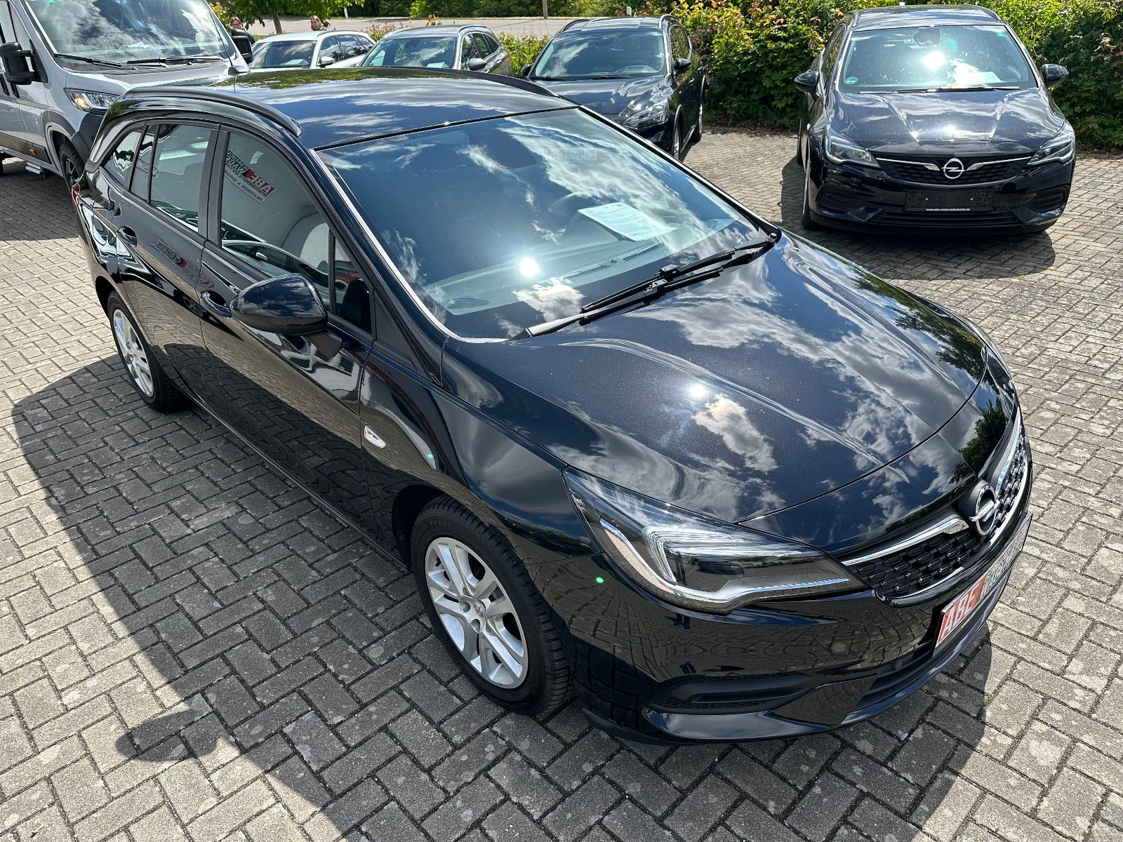 Opel Astra K 1.4 Turbo Sports Tourer Edition - Samsaru's Car Outlet