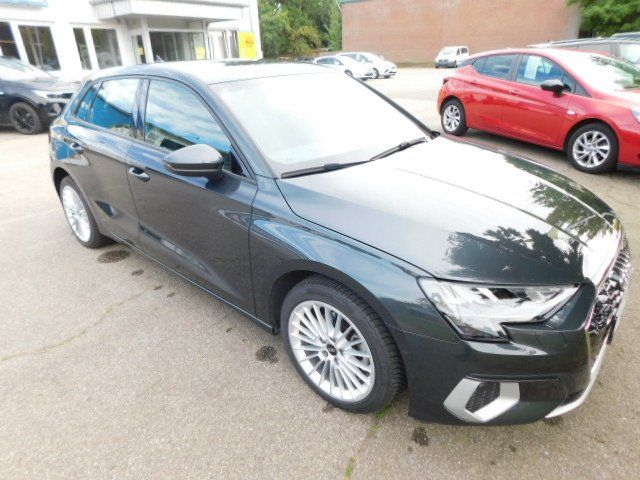 Audi A3 30 TFSI Sportback S tronic advanced