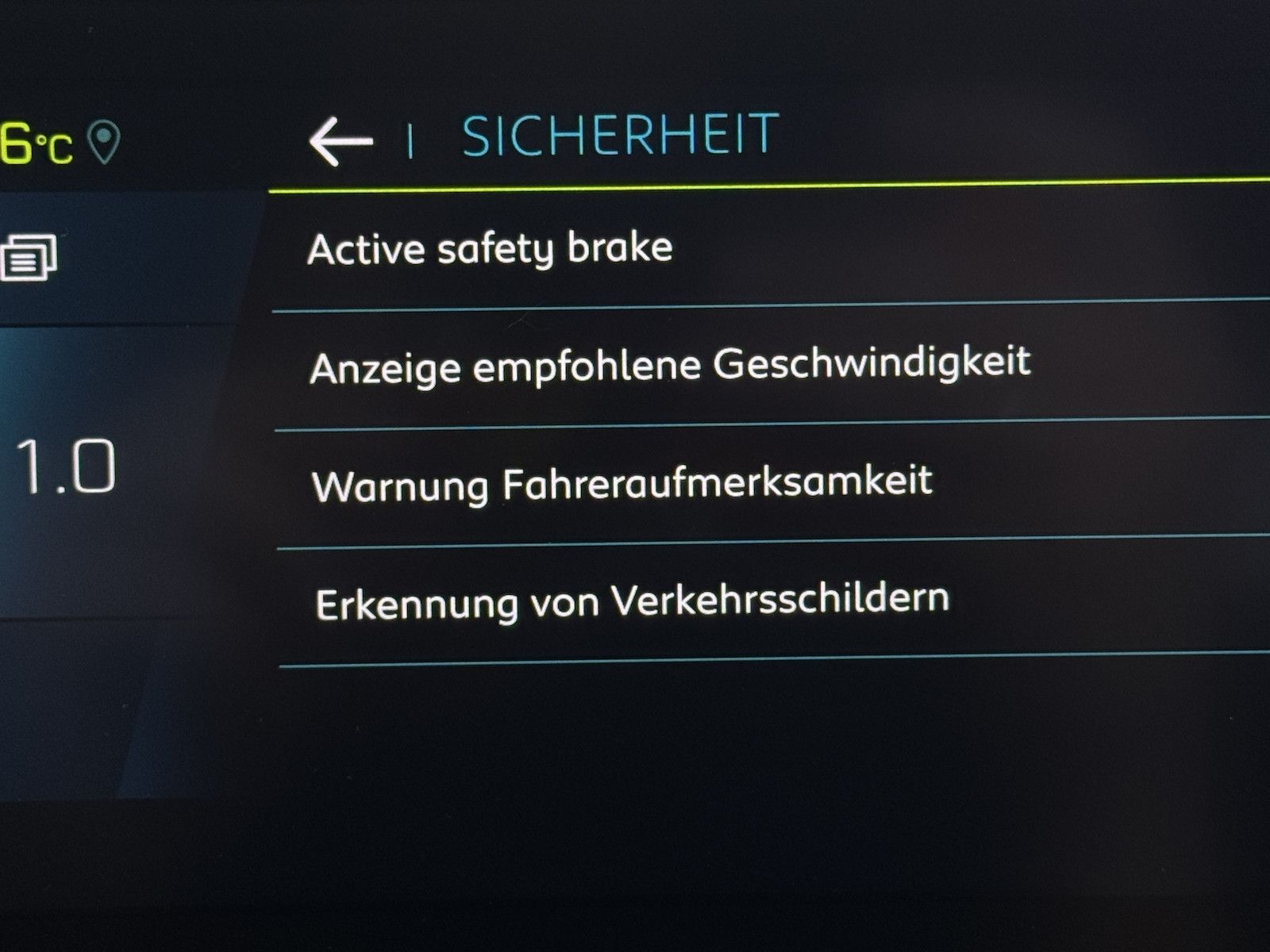 Peugeot 3008 1.6 225 Allure 1.Hand Plug-In Hybrid AHK