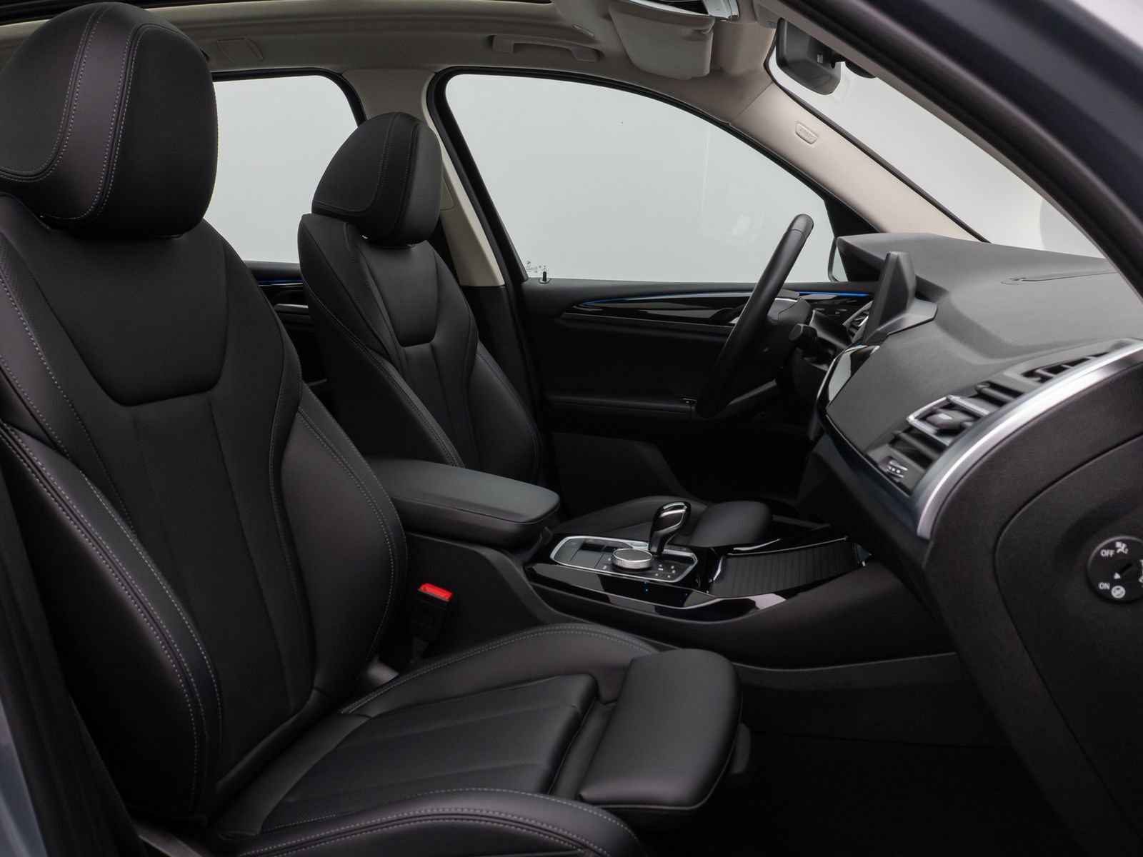 BMW X3 xD30e Panorama Kamera DAB HiFi Lenkrhz Sport