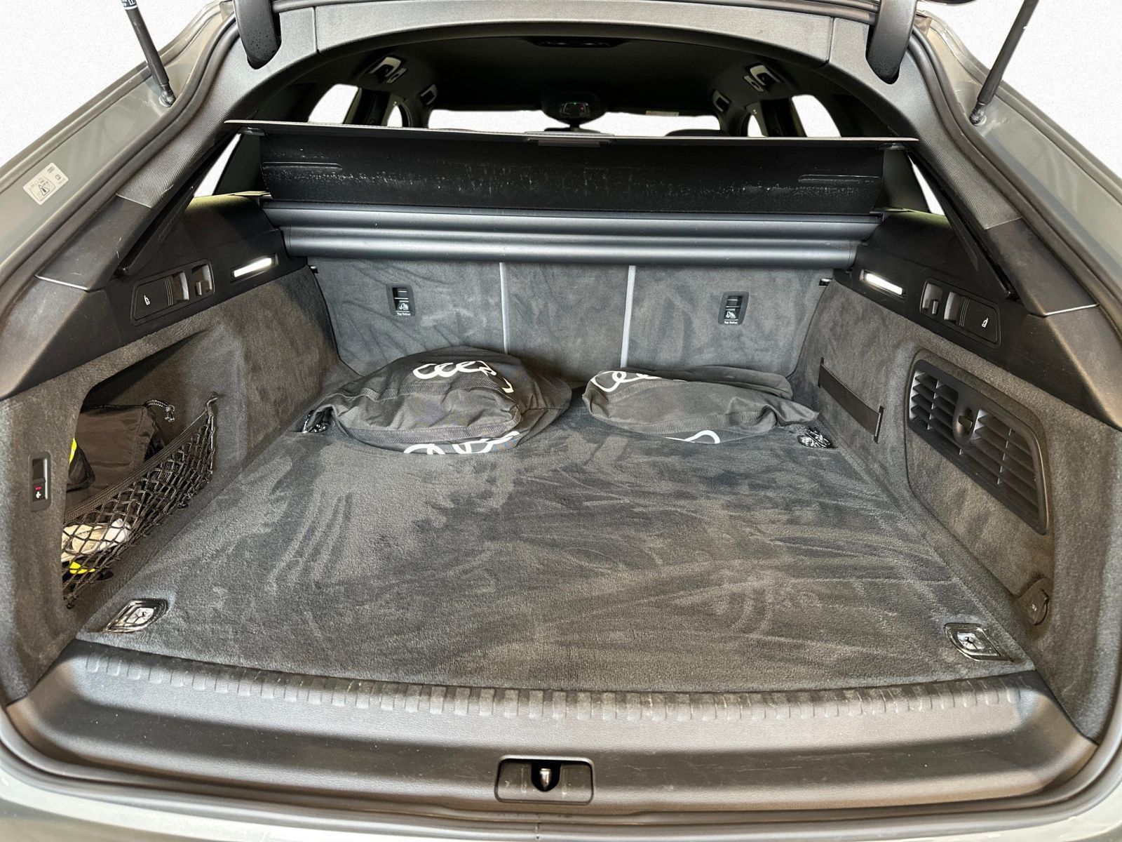 Audi A6 Avant 50 TFSI e 0,50% S LINE LED+AHK+MMI NAVI