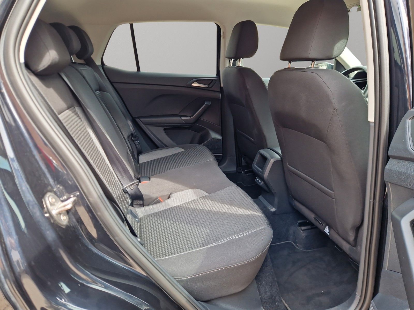 Volkswagen T-Cross Active - Samsaru's Car Outlet