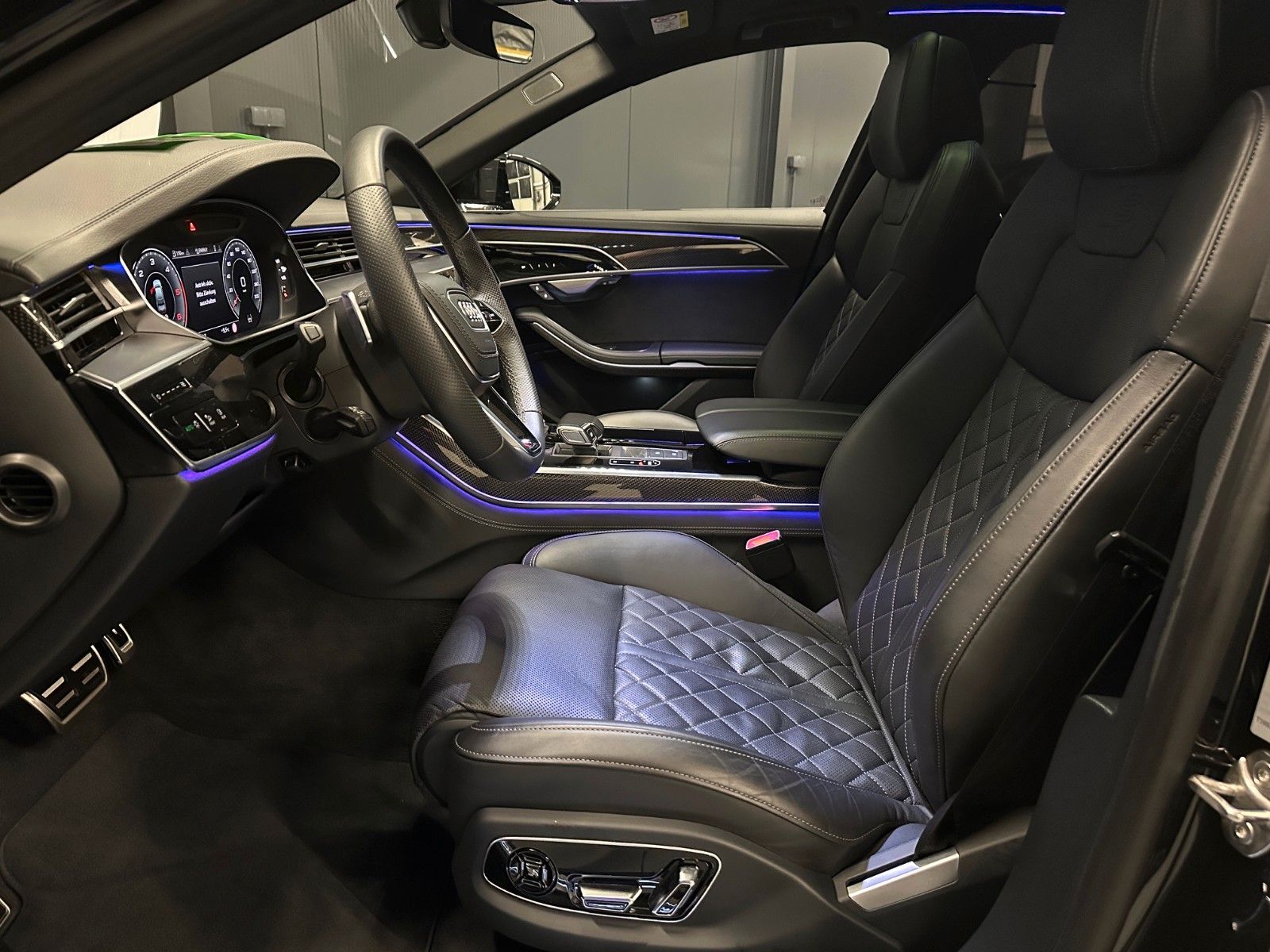 Audi A8 50 TDI quattro S-Line - Samsaru's Car Outlet