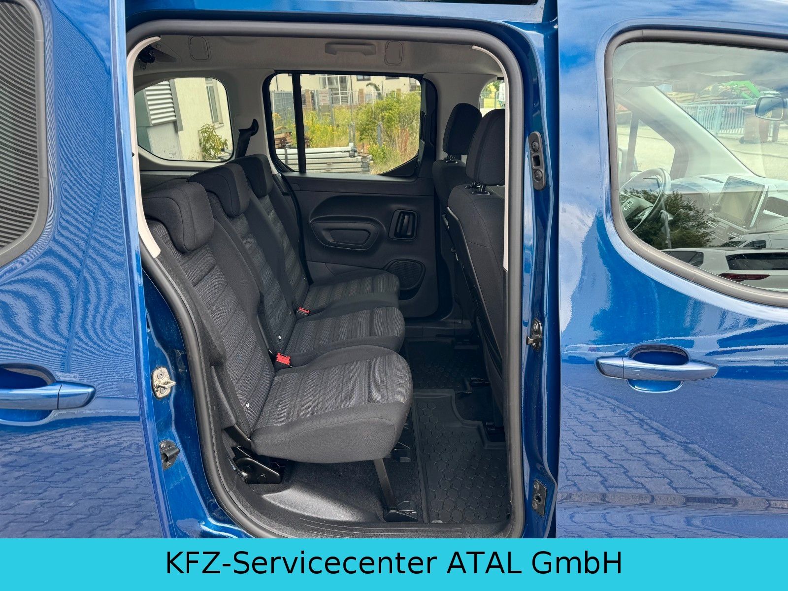 Opel Combo Life Elegance - Samsaru's Car Outlet