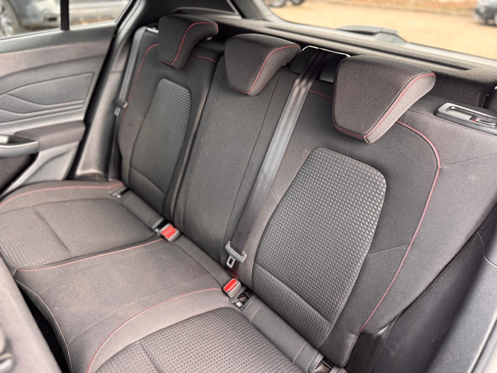 Ford Focus St-Line 1.5 Turnier ABSTEMP. KAMERA NAVI