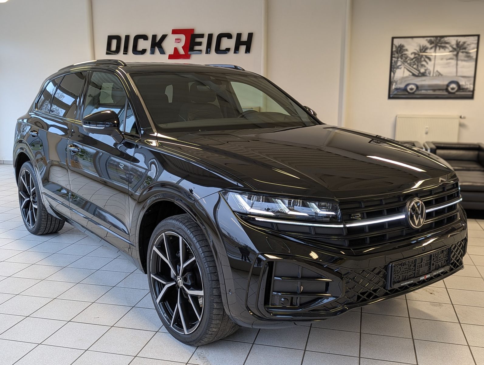 Volkswagen Touareg 3.0TDI 4M R-Line VOLL Black 22" UPE 114T