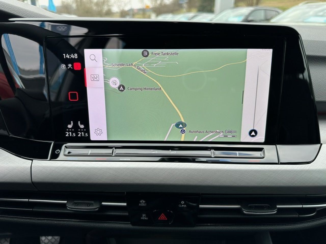 Volkswagen Golf VIII Variant Life 1.5 TSI - Samsaru's Car Outlet