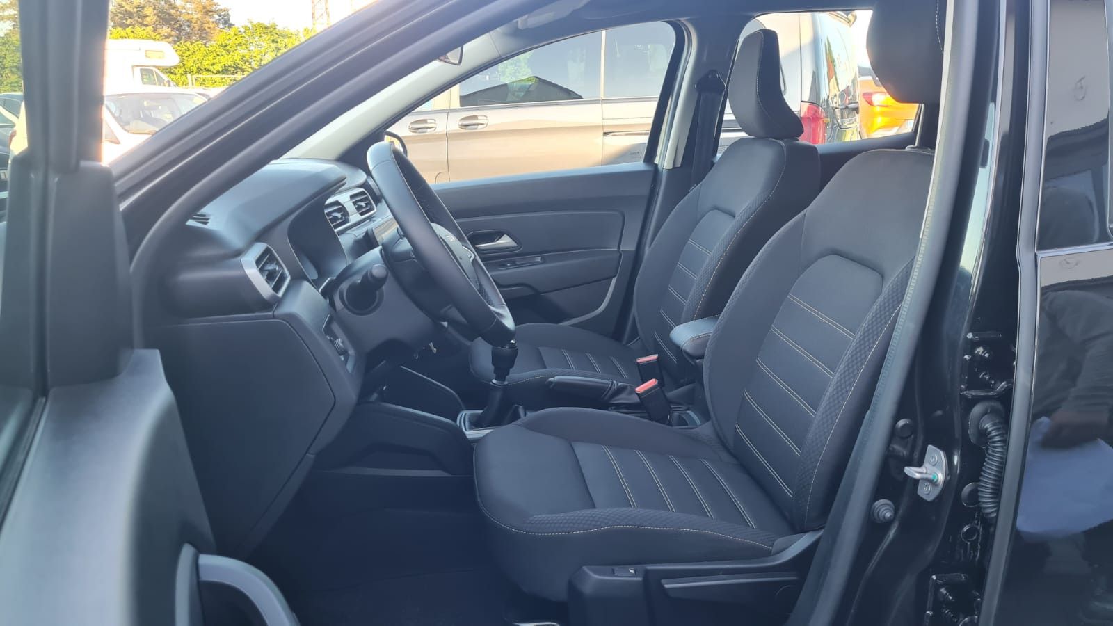 Dacia Duster II Expression - Samsaru's Car Outlet