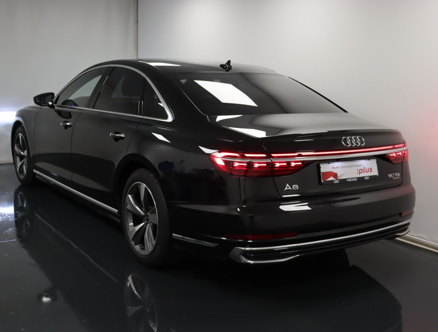 Audi A8 50 TDI quattro - Samsaru's Car Outlet