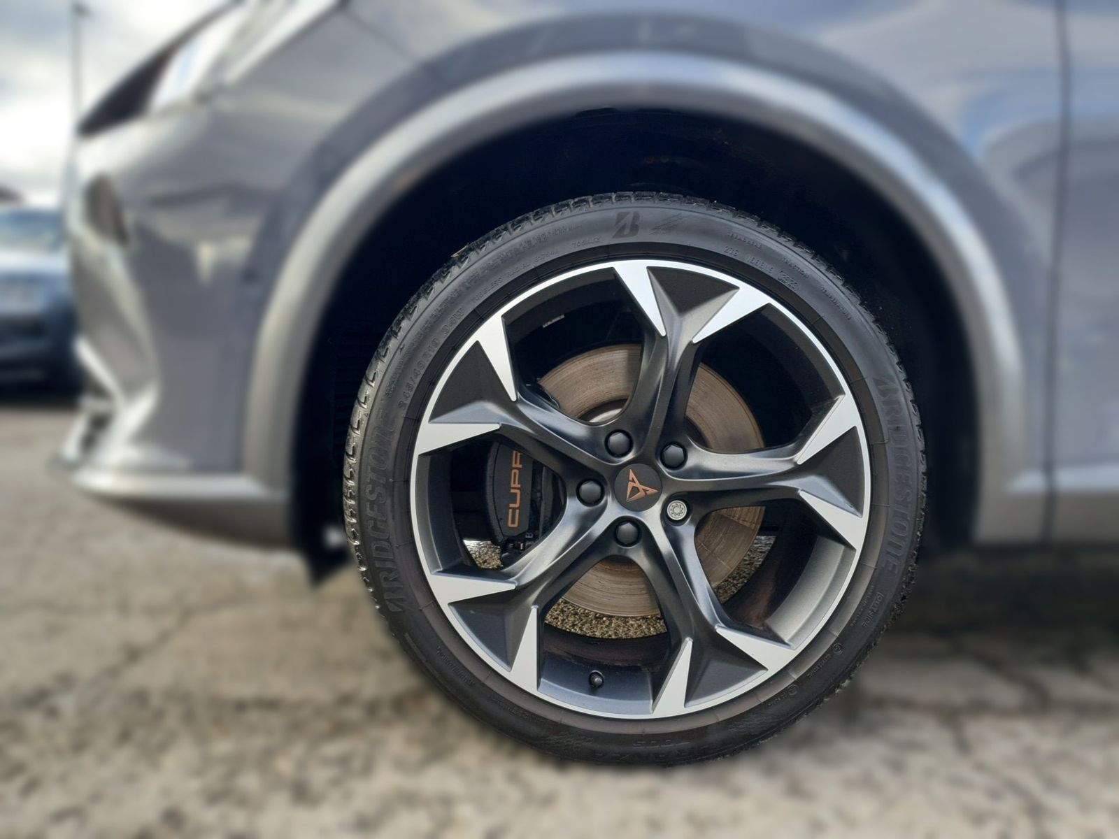 Cupra Formentor VZ *AHK*BEATS©*KESSY*KAMERA*ACC*NAVI*L