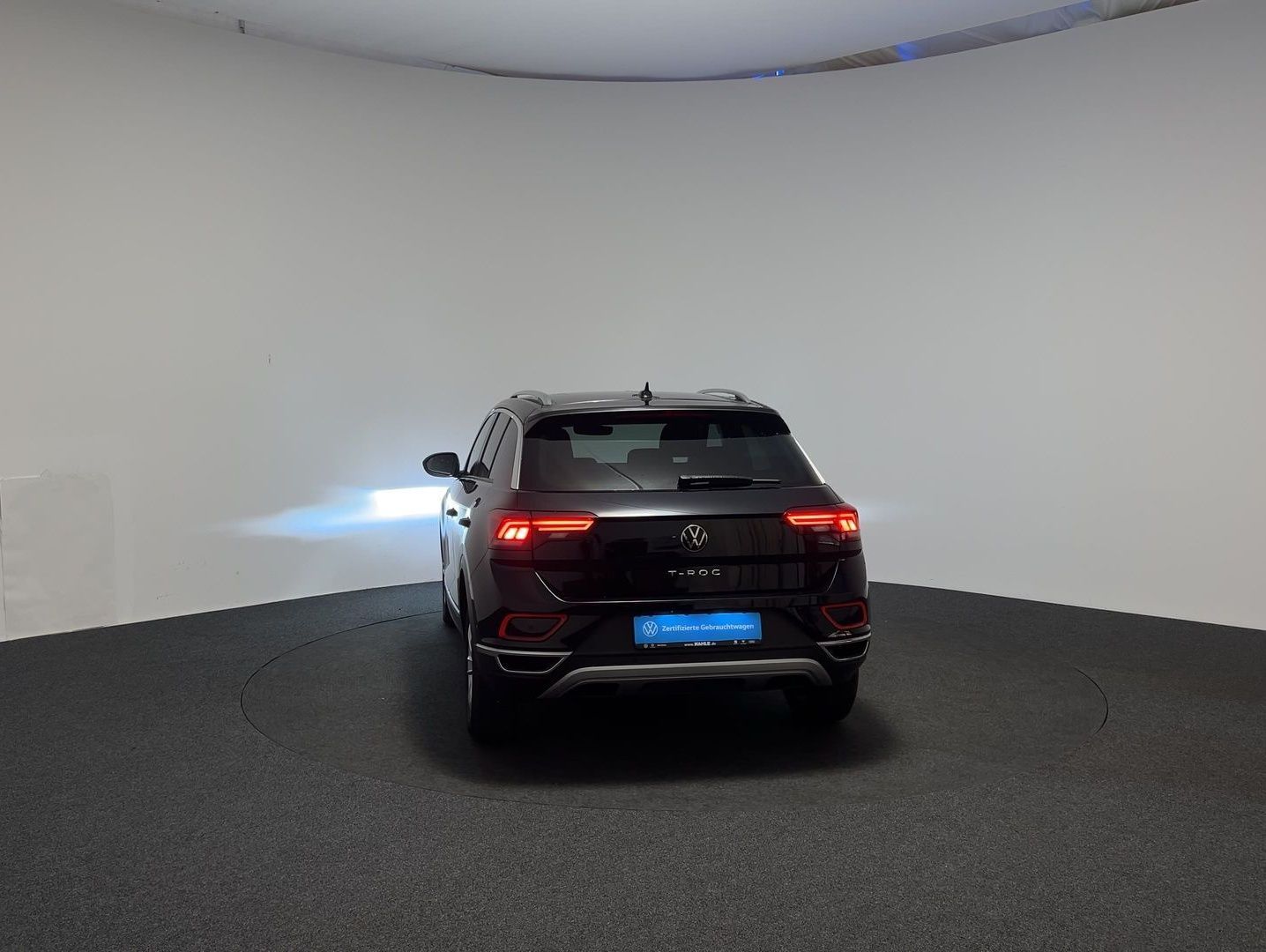Volkswagen T-ROC 2.0 TDI Style - Samsaru's Car Outlet
