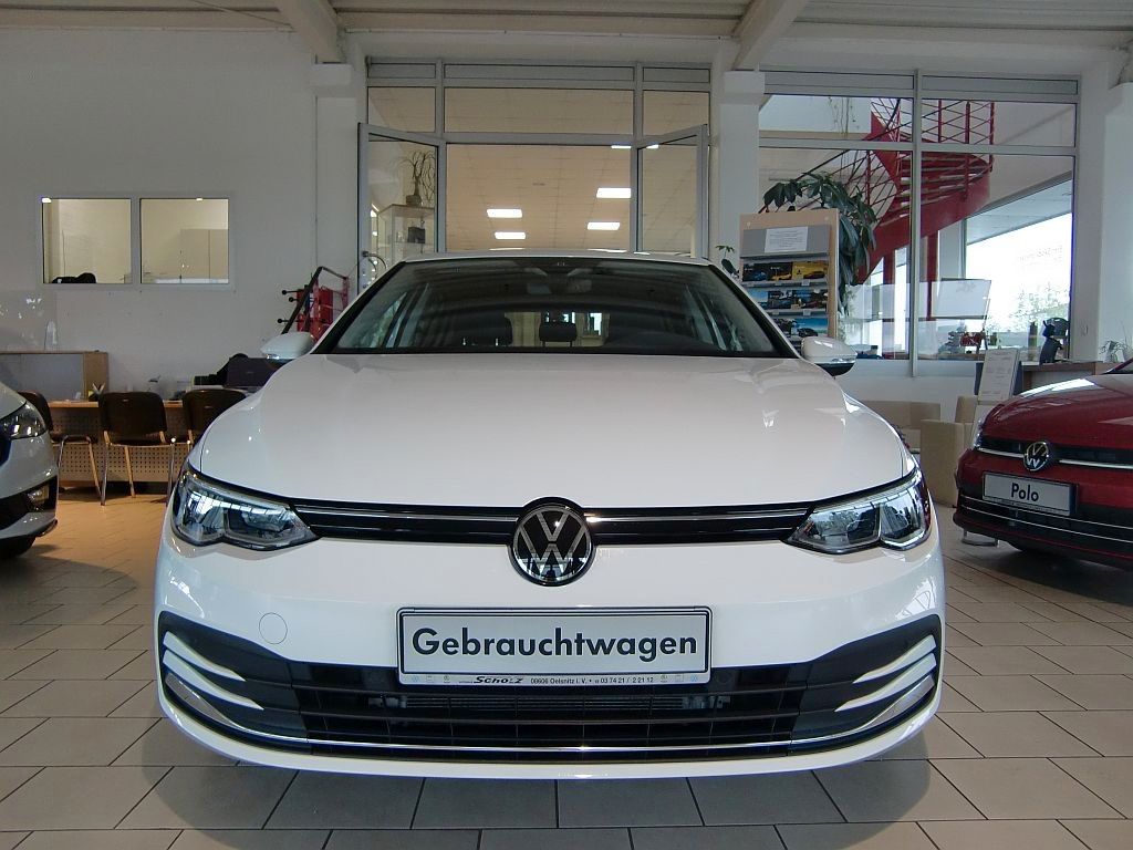 Volkswagen Golf VIII 1.5TSI Active - Samsaru's Car Outlet