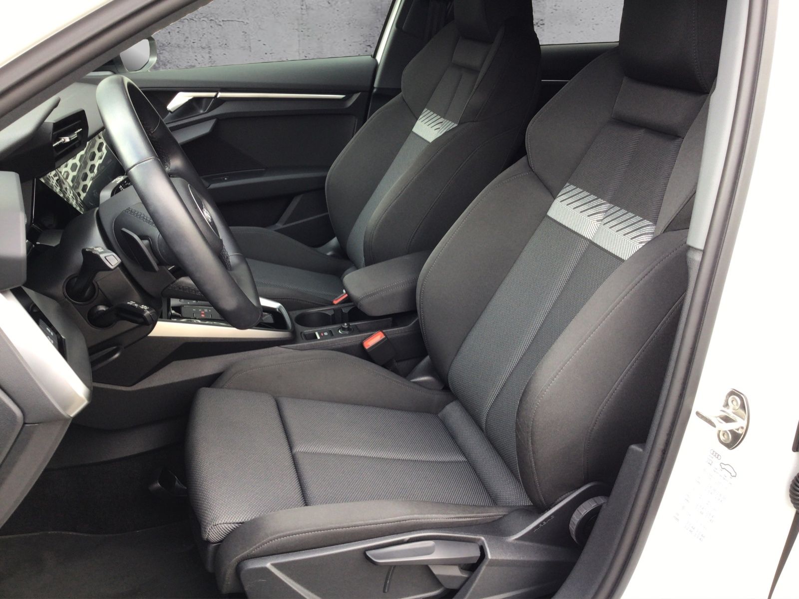 Audi A3 Sportback S line 45 TFSIe S tronic NAV/LED/SH