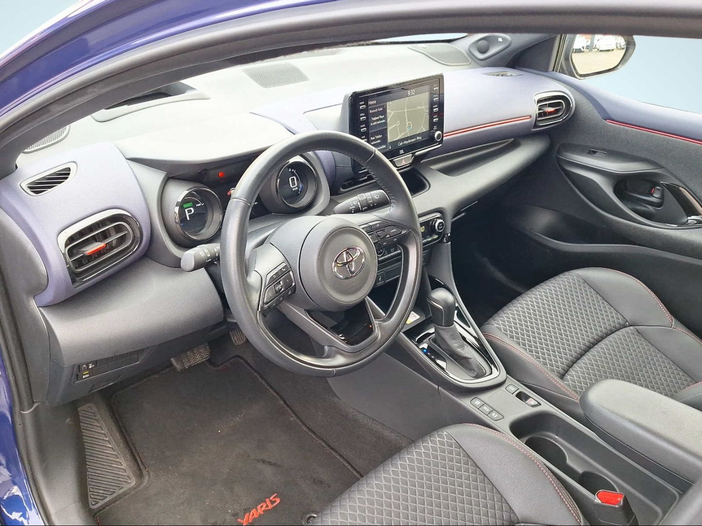 Toyota Yaris Tokyo Pop-Out 1.5 HUD Navi Soundsystem JBL