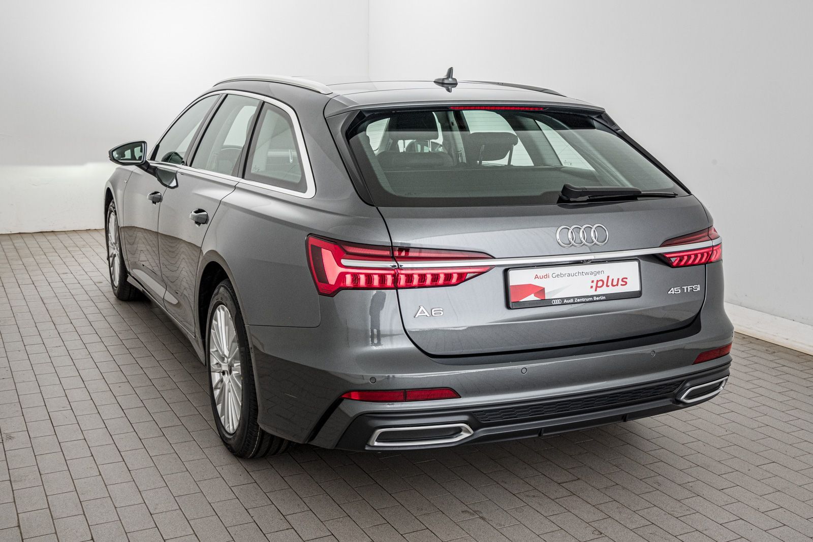 Audi A6 Avant 45 TFSI S tr. - Samsaru's Car Outlet